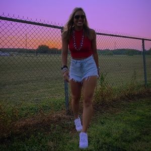 Meet your Posher, Brooke ann